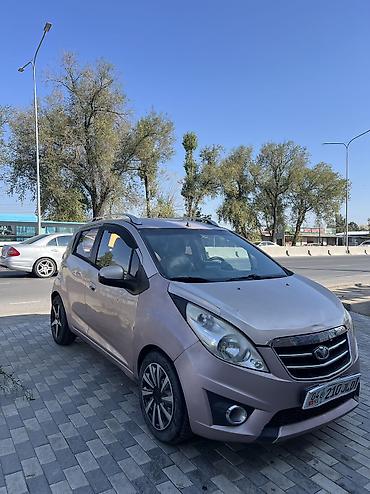 порше 911 турбо с: Chevrolet Spark: 2011 г., Автомат, Бензин — 7