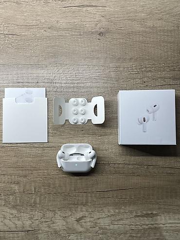 Наушники: Вакуумные, Apple, Новый, Беспроводные (Bluetooth), Классические — 9