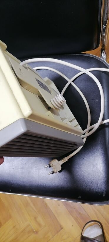 Kaloriferi: Grejalica AKO 2000w duvaljka. Ispravna
Mirjevo na lalafo.rs — 10 Kaloriferi: Grejalica AKO 2000w duvaljka. Ispravna
Mirjevo — 10