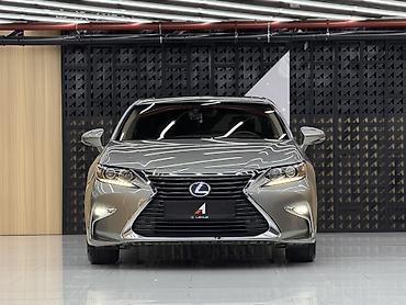 машины китайские: Lexus ES: 2017 г., 2.5 л, Вариатор, Гибрид, Седан — 2