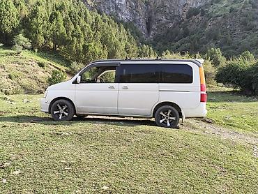 Honda: Honda Stepwgn: 2001 г., Минивэн — 4