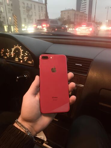 Apple iPhone: IPhone 8 Plus, 64 GB, Qırmızı, Barmaq izi, Simsiz şarj