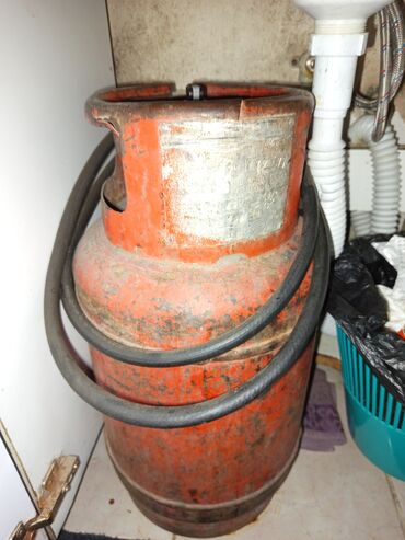 газ баллон в караколе: Баллон для сжиженного газа (пропан). одна штука за 3 тысячи а второй