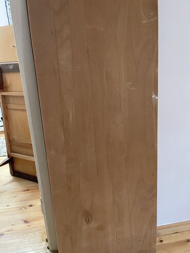 Шкафы для одежды: Болгария Шкаф деревянный для одежды, двери есть в наличии (можно — 10