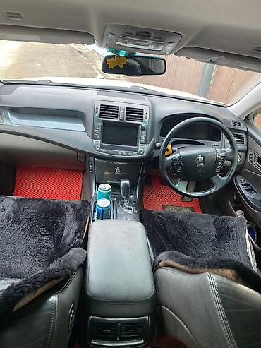 Toyota: Toyota Crown: 2010 г., Автомат, Бензин, Седан — 4