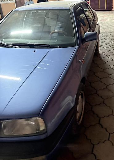 бензанасос на венто: Volkswagen Vento: 1993 г., 1.8 л, Седан — 4