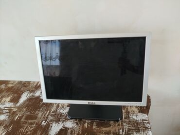 17 monitor: DELL monitor (17inc) 60hz 
2007 ci il 
(35 azn)