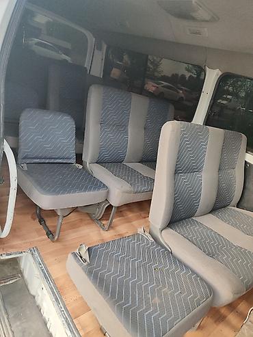 dodge caravan: Nissan Urvan: 2003 г., 2.4 л, Механика, Бензин, Минивэн — 7