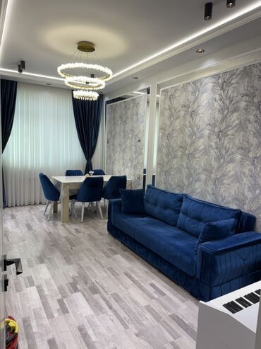 белый стол на кухню: İşlənmiş, Klassik divan, Qonaq otağı üçün, Açılan