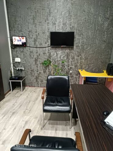 Digər kommersiya daşınmaz əmlakı: Razində yerləşən obyekt,11 otaqli baxca kimi psixoloju merkez kimi tam — 14