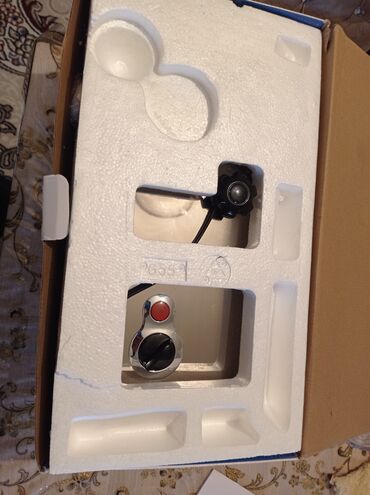 Ət çəkən maşınlar: Ət çəkən maşın Arshia, Revers ilə, Yeni — 2