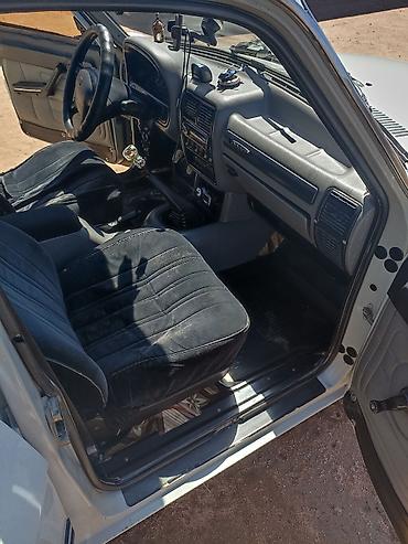 jac 9: ГАЗ 3110 Volga: 1998 г., 2.4 л, Механика, Бензин, Седан — 6