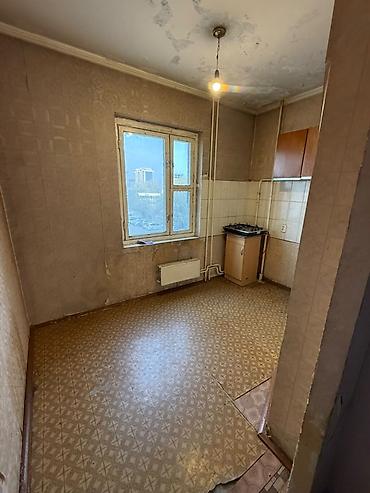студенты: 1 комната, 35 м², 105 серия, 3 этаж, Требуется ремонт — 4