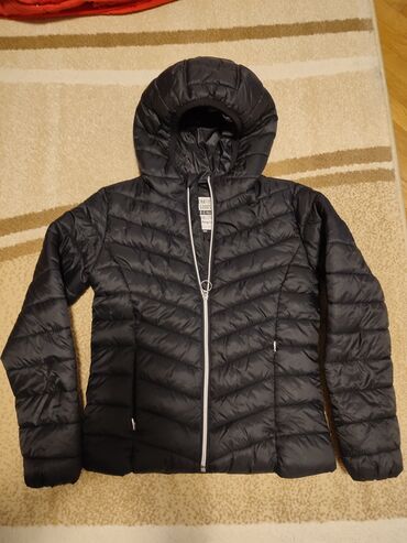 zimske jakne prodaja: C&A prolećna jakna za devojčice,140 veličina,dužina 52cm