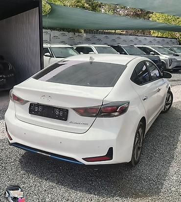 ижара машина: Hyundai Elantra: 2020 г., Автомат, Гибрид, Седан — 4