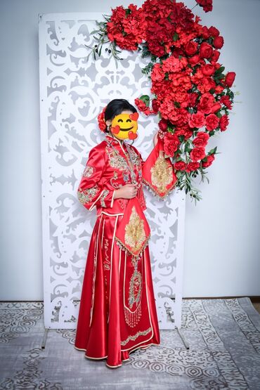 Декор для дома: Китайский костюм,б/у одевали 1 раз,в отличном состоянии,44р