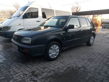 ключ гольф 4: Volkswagen Golf: 1993 г., 1.6 л, Механика, Бензин