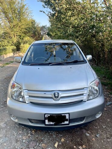 капот сапог: Toyota ist: 2003 г., 1.3 л, Автомат, Бензин