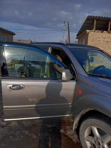 Nissan: Nissan X-Trail: 2003 г., 2.2 л, Механика, Дизель, Универсал