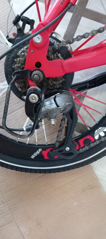 Şəhər velosipedləri: Dəyərindən ucuz Təzə 20 lik velosiped.
Real alan yazsın — 7