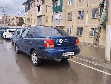 Toyota: Toyota Yaris: 2002 г., 1.5 л, Механика, Бензин, Седан — 6