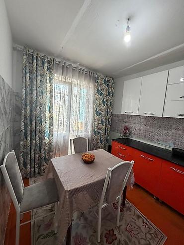 восток 5 квартиры: 2 комнаты, 53 м², 105 серия, 3 этаж, Косметический ремонт — 5