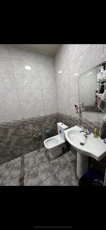 Uzunmüddətli kirayə mənzillər: Xirdalanda tam merkezde tam seraitli evdir eve xanim otaq yoldasi -da lalafo.az — 9 Uzunmüddətli kirayə mənzillər: Xirdalanda tam merkezde tam seraitli evdir eve xanim otaq yoldasi — 9