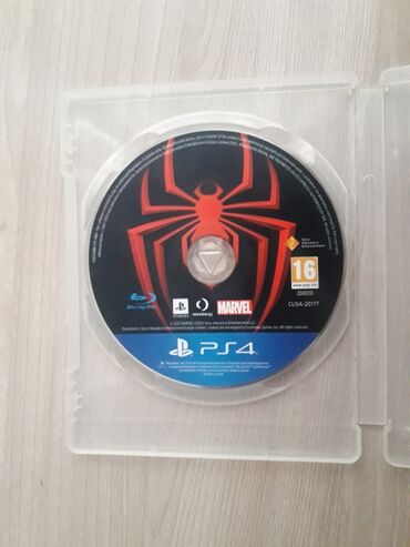 PS4 (Sony PlayStation 4): Игра на Ps4 человек паук майлз моралес состояние идеальное