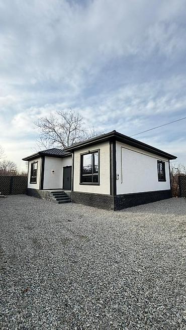 Продажа коттеджей и домов: Продается дом✨ 📍 с. Новопавловка Уютный одноэтажный дом 100 кв. м — — 1