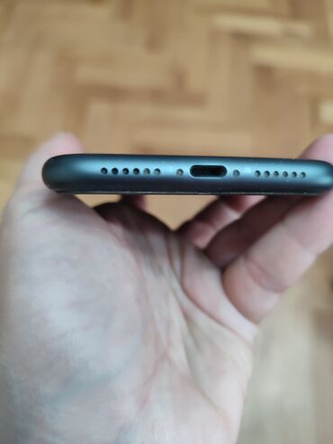Apple iPhone: Apple iPhone iPhone 11, Crn, Face ID — 6