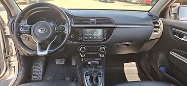 Kia: Kia Rio X-Line, gümüşü rəng, şəhər-krossover üslubunda hatchback — 5