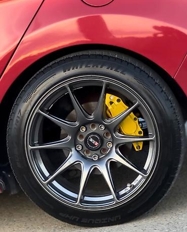 4 bolt r17: Vossen diskler 6aydi alinib 205/50/R17 Boltlari ustunde verilecek — 1
