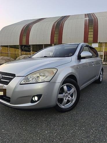 Kia: Kia Ceed: 1.6 l | 2007 il Hetçbek — 3
