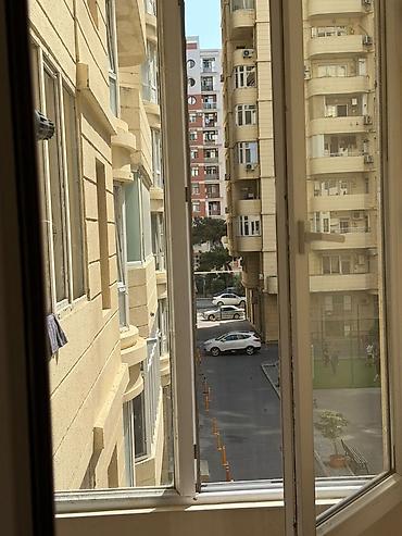 Mənzillər: Mənzillə tanış olun: - Geniş və işıqlı zal: dekorativ divar — 1