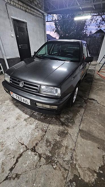 e klass: Volkswagen Vento: 1992 г., 1.8 л, Механика, Бензин, Седан — 2