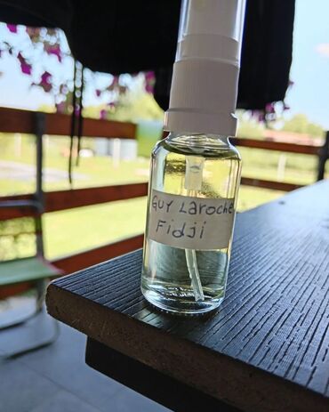 debele helanke za zimu: Women's perfume, Original