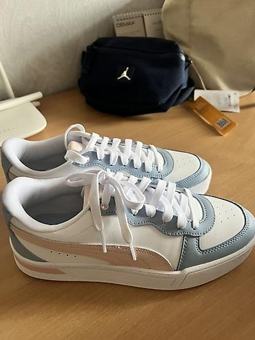 atom total: Кроссовки, 39, Puma, Новый, цвет - Белый, Бесплатная доставка — 1