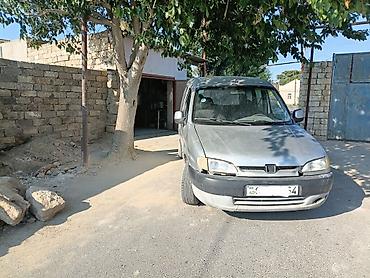 pejo 607: Peugeot Partner: 1.8 л | 2000 г. 200000 км Минивэн — 3