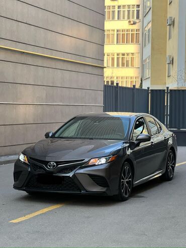 купить бу электромобиль из китая: Toyota Camry: 2019 г., 2.5 л, Автоматтык, Бензин, Седан