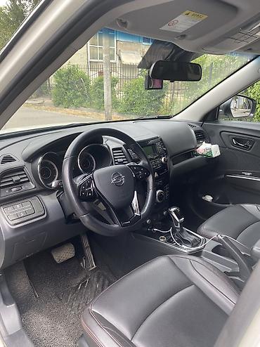 саненг тиволи: Ssangyong Tivoli: 2019 г., 1.6 л, Автомат, Дизель, Кроссовер — 3