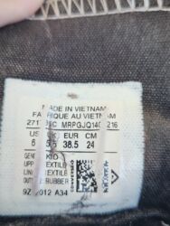 Women's Sneakers and athletic shoes: Converse, 38.5 — 7