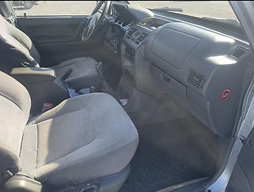 на поджеро: Mitsubishi Pajero: 2003 г., 2.5 л, Механика, Дизель, Внедорожник — 5