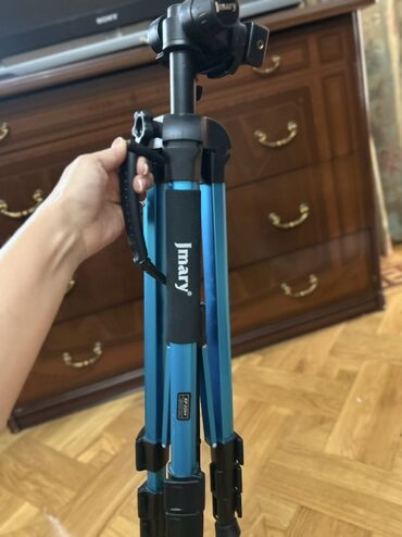 Другие аксессуары для фото/видео: Продаю ШТАТИВ прочный и практичный на железной ножках Штатив Jmary с — 19