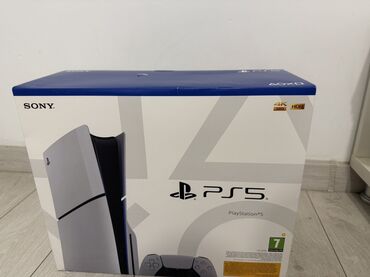 диск фифа: Игровая консоль Sony PlayStation 5 в оригинальной упаковке. На коробке