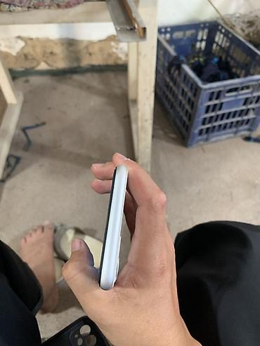 mini iphone: IPhone 11, Б/у, 128 ГБ, Белый, Чехол, 76 % — 7