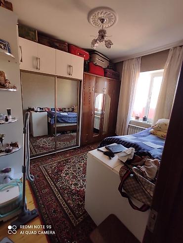 Həyət evləri və villaların satışı: Hovlulu həyət evi - Tam hasarlı, darvazalı həyət; daş plitələrlə — 4