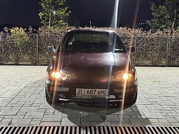 Volkswagen Golf: 1994 г., 1.8 л, Механика, Бензин, Хэтчбэк
