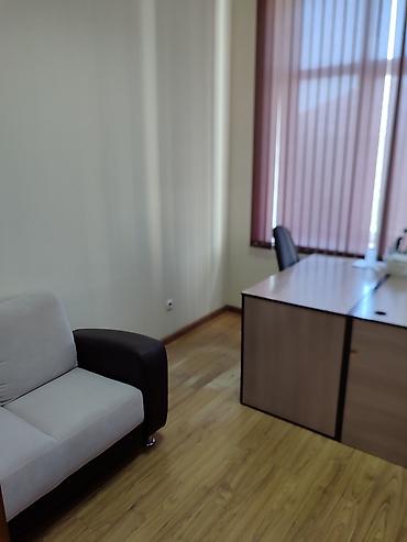 продажа офис: Аренда офисов, 11 м², В административном здании, 1 линия — 4