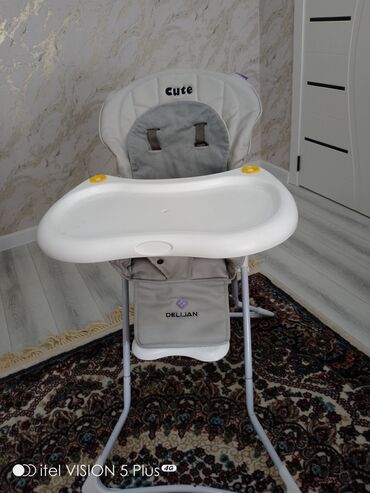 Yemək masaları, oturacaqları: Yemək masaları, oturacaqları