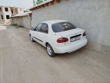 авто печ: Daewoo Lanos: 1998 г., 1.5 л, Механика, Бензин, Седан